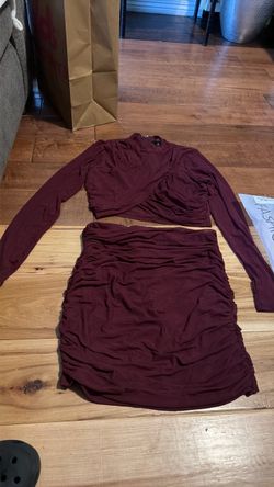 Set falda y blusa nuevo size XL $10