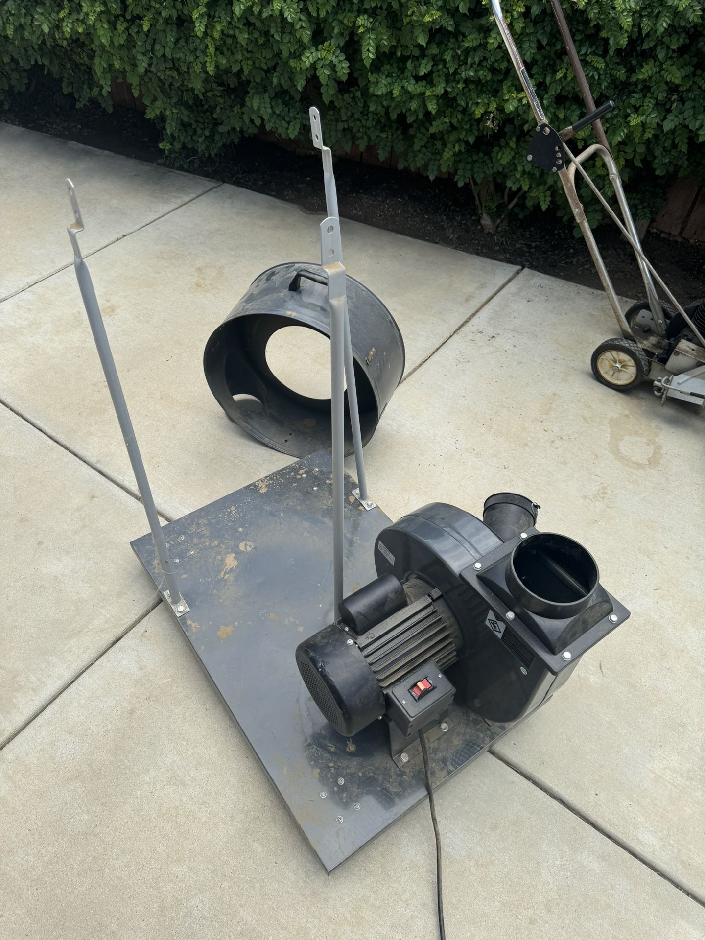 Central Machinery Dust Collector