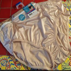 Vanity Fair Women's 5X Hi-Cut Underwear 3 Pak Sz 12 Light Control Undershapers NEW 4 AVAILABLE