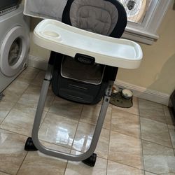 Graco high Chair 3 In One 