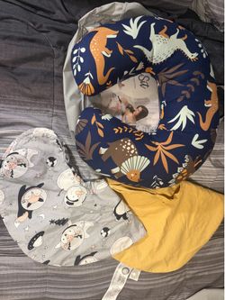 Boppy pillow with 2 extra covers