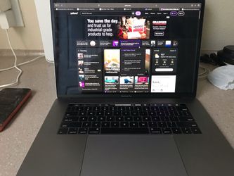 MacBook Pro 18