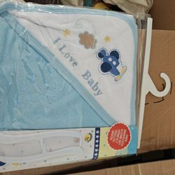 Baby Towel ,Wash Cloth And Two Combs 