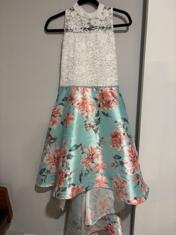 Girl’s dress