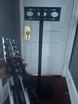 Tv Mount - Need Gone Asap