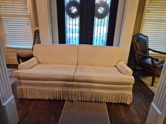 Traditional Beige Upholstered Sofa/Loveseat – 76 x 30