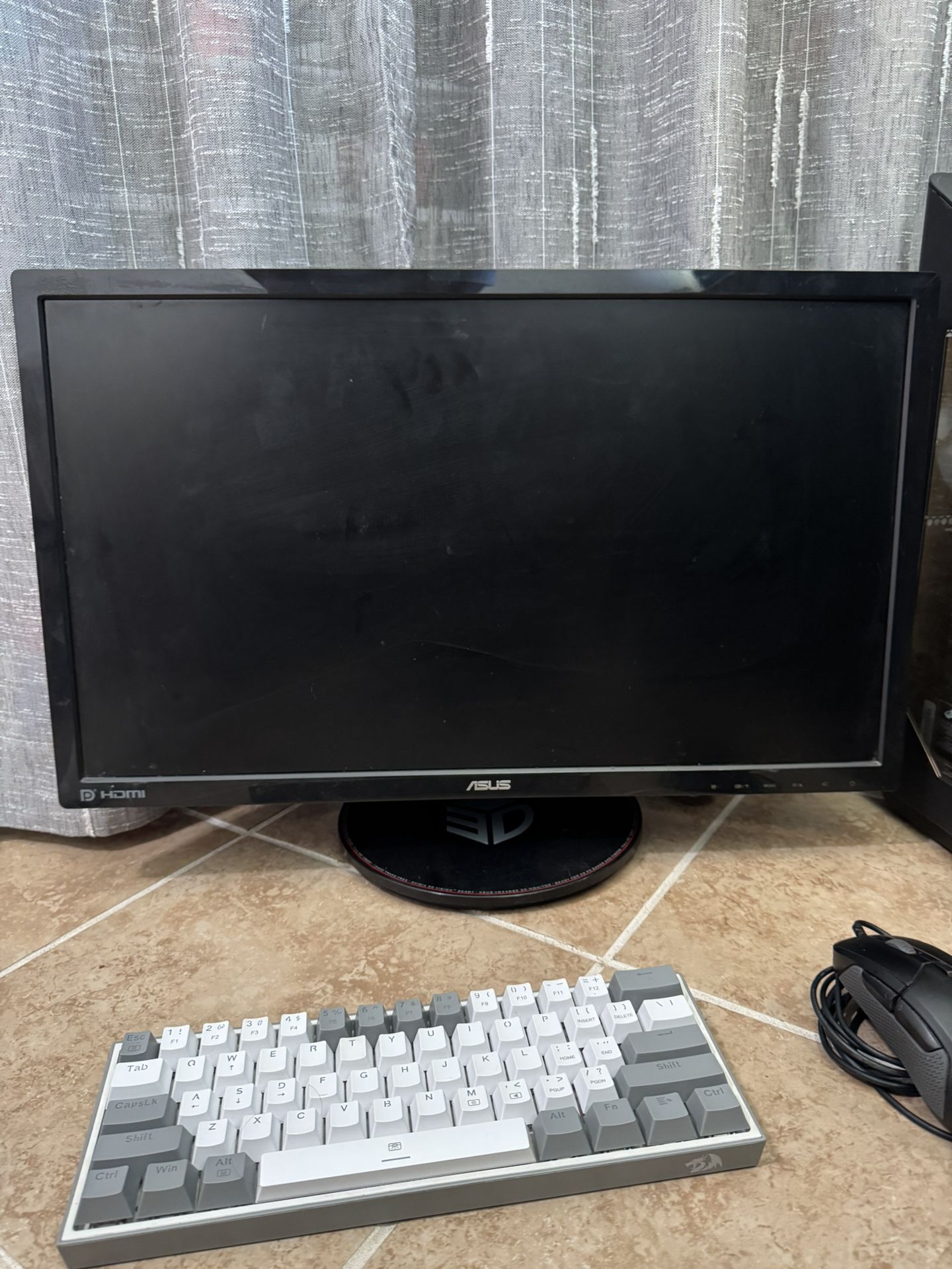 Monitor,keyboard and Mouse