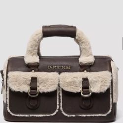 🖤 NEW Dr. Martens Leather Top Handle Bag 🖤