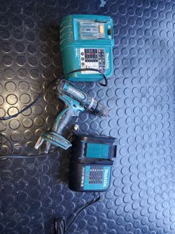 Makita drill and charger's