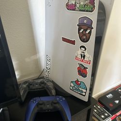 PlayStation 5 + 2 Controllers & Nintendo Switch Bundle - ready to play!