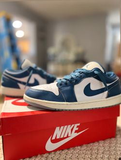 Low Air Jordan 1s