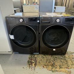 LG SET  4.5 CU FT WASHER AND DRYER 7.4 Cu Ft GAS