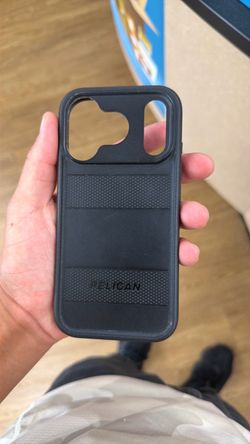 iPhone 17 pro cover Pelican