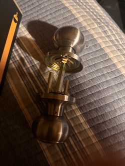 Door knobs for sale