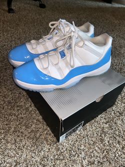 Jordan 11 low shoes size 11 university blue