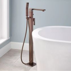 Signature Hardware Ryle Freestanding Tub Faucet Oil Rubbed Bronze READ DESCRIPTI