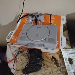 Playstation 1 And Games