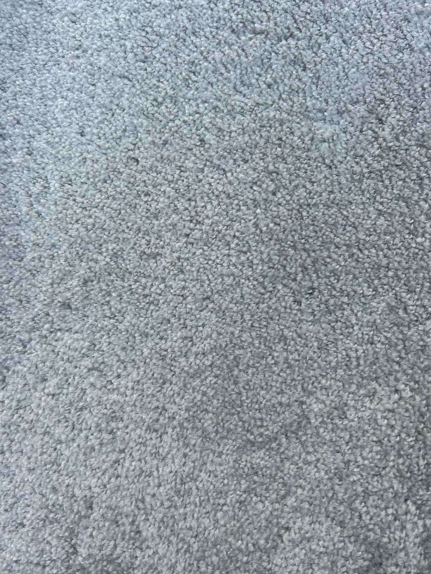 1170 square feet of light grayish beige carpet This carpet was installed in a new home. The home was purchased by flippers who upgraded the flooring s