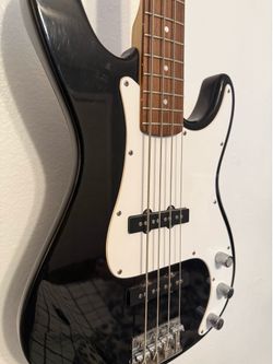 Peavey Milestone Bass