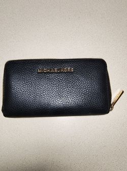Michael Kors Jet Set Large Pebbled Leather Continental Wallet - Black