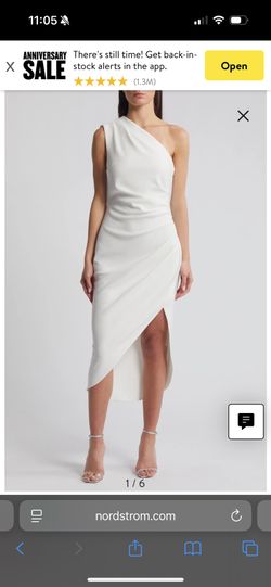 Elliatt Xara One-Shoulder Asymmetric Crepe Cocktail Dress
