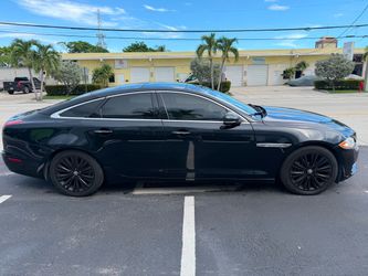 2012 Jaguar XJ-Series