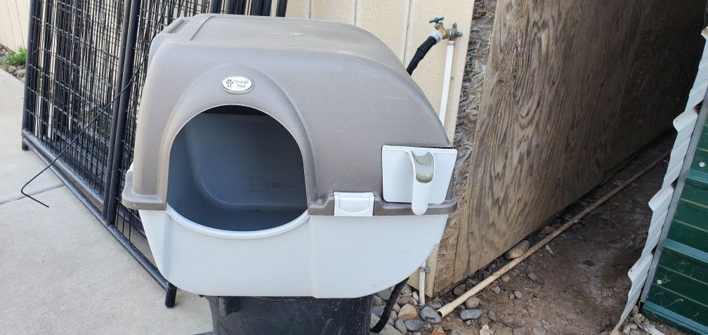 Cat Litter Box
