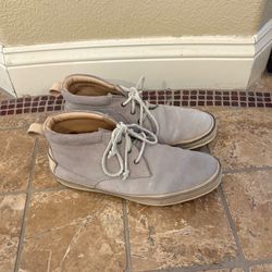John Varvatos Men Light Gray Suede Redding Chukka Boots Size 8
