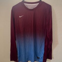 nike soccer jersey medium size 