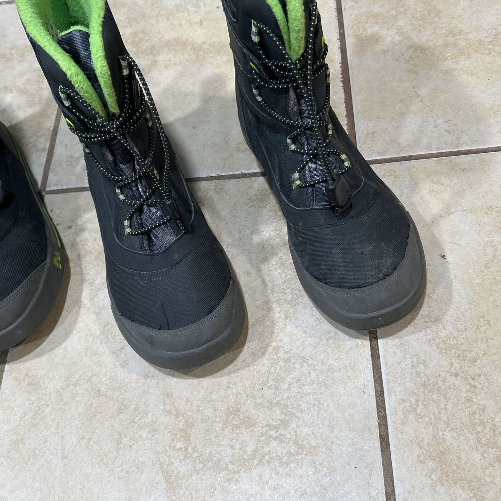kids snow boots