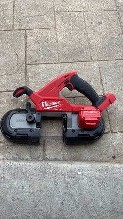 Milwaukee bend saw