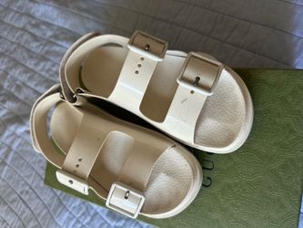 Gucci Sandles