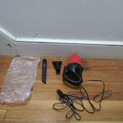 Car Vacuum Cleaner With Automobile Cigarette Lighter Plug