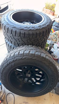 XD wheels and tires 20x12. 35/12/50-20 Nitto tires