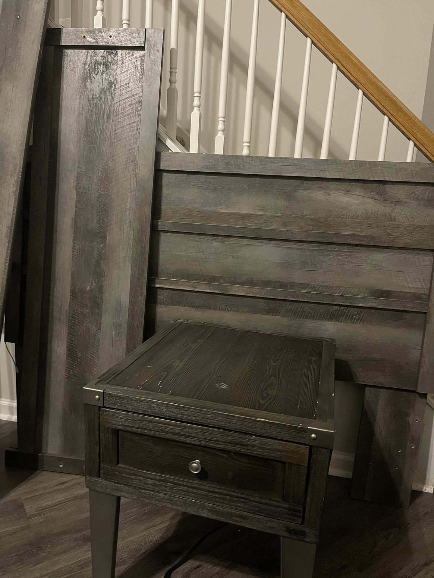 Ashley Furniture Queen Panel Bed with End Table