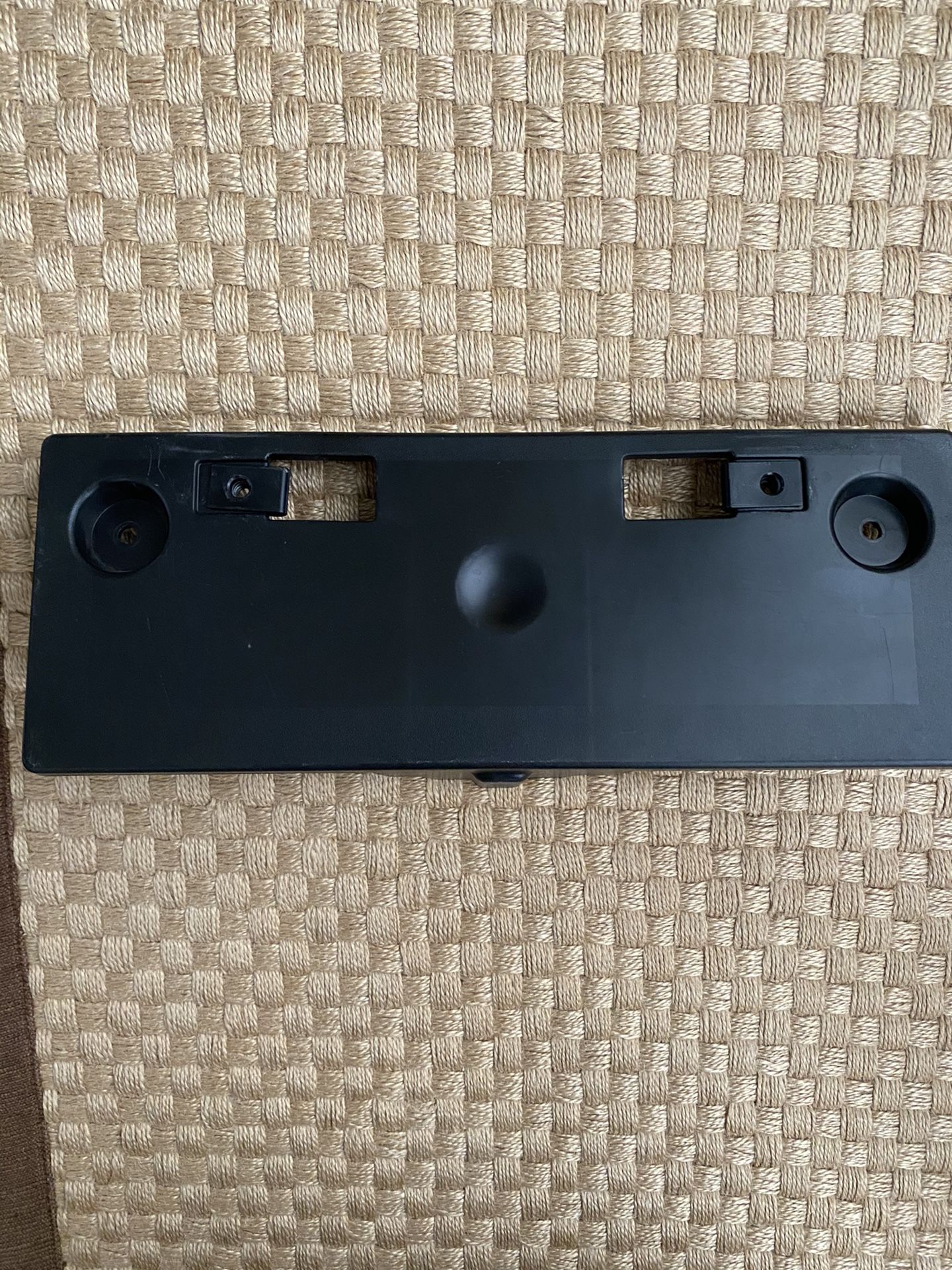 OEM Nissan Sentra (2015-2018) front license plate bracket