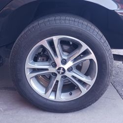 All Four-17"+7"Mustang Rims,Caps, And New Lugnuts. They Was On My 2010 Ford Crown Victoria P71