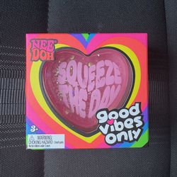 Needoh Squeeze The Day Good Vibes Only Pink Heart