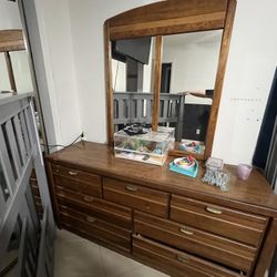 Bedroom Set With Head Board 