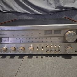 Vintage Receiver 'Realistic Sta-2000D Stereo Receiver'