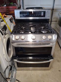 LG Stainless Steel Double Oven Gas Range