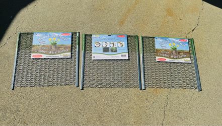 The Digger's Root Guard 1-Gallon Gopher Wire Basket is a durable, heavy-duty wire mesh protection tool,