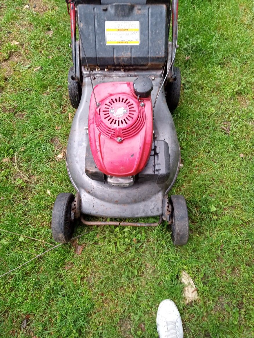 Honda 21 Inch Commercial Lawn Mower  Model #hrc216pda