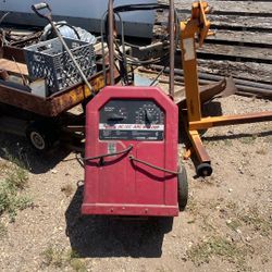 Lincoln Electric. A/C. ARC  Welder Cash Pick Up 