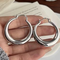 Hoops Earrings 