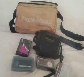 Panasonic Camcorder with Tan Bag and Tapes