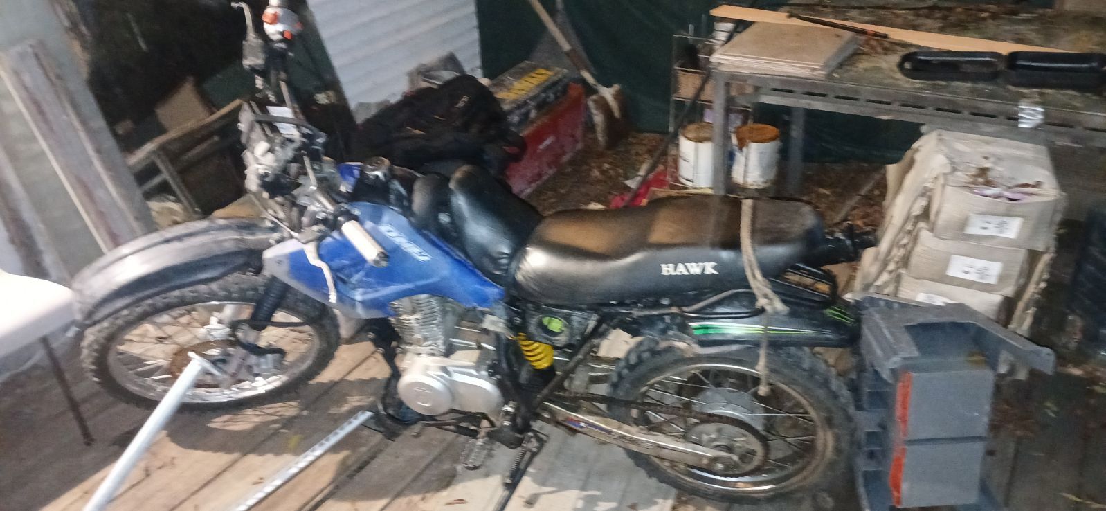 Hawk In duro Motor Cycle