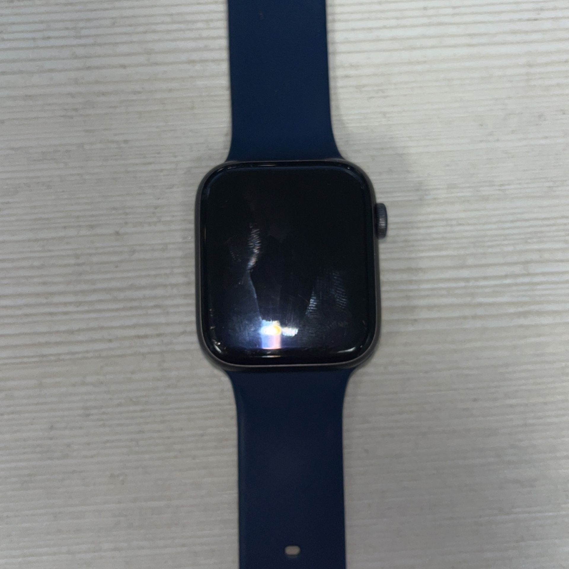 Apple Watch Series 5 44mm