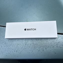 Apple Watch SE 2nd Gen 40mm (Starlight)