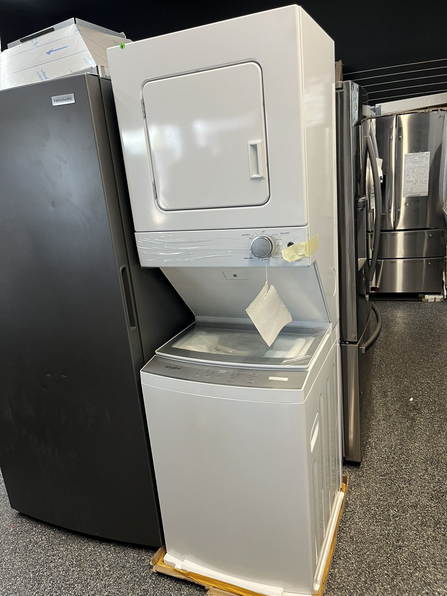 Whirlpool Stackable 24” Washer Dryer Electric Apartment Size